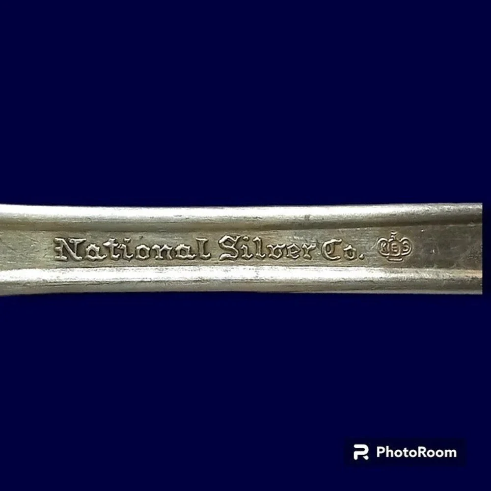 National Silver Company-King Edwards Silverplate Inauguration Pierced Pie Server